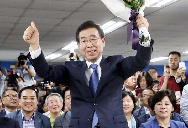 10일 새벽 박원순 서울시장이 실종신고 7시간 만에 서울 종로구 삼청동 숙정문 인근에서 숨진 채로 발견됐다. /사진=박원순