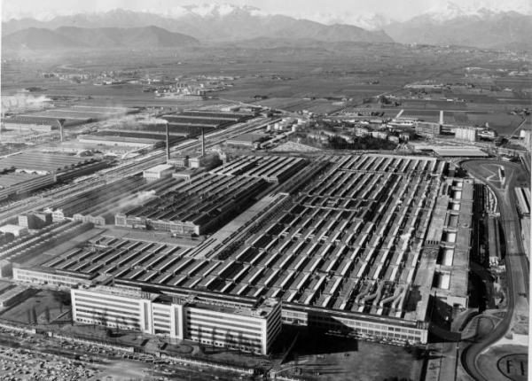 1965년 피아트 미라피오리 공장(사진 출처: 9centRo)