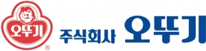 청와대의 '일자리 창출 상생협력 기업인과의 대화' 초청은 '노블레스 오블리주'를 실천하는 오뚜기의 기업 문화가 영향을 미쳤다.
