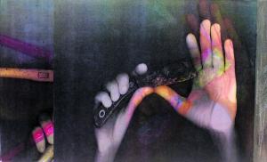 &lt;손과 도구&gt; 시리즈, &nbsp;퐁트네이수브아 시청 전시회, 2004년 9월 19일 - 라일라 부레브라브