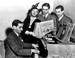 "화이트크리스마스" "이스터퍼레이드" 등 수많은 히트곡을 작곡한 얼빙 벌린 (Irving Berlin, 1888-1989)은 틴 팬 앨리 최고의 작곡자이자 송플러거였다 (사진출처: 위키피디아)