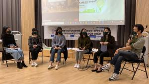 ▲안치용 시민행동본부장의 사회로 패널 토론이 진행되고 있다.