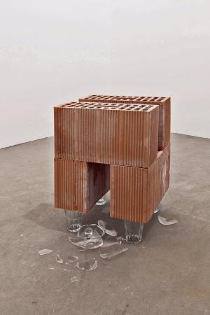&lt;위계의 기초&gt;, 2014 - 앙드레 코마추