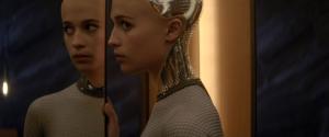 영화 엑스 마키나(Ex Machina) (알렉스 가랜드, 2015) 인간을 빼닮은 로봇 Ⓒ 네이버 영화