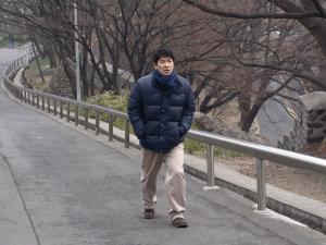 '극장전'의 동수